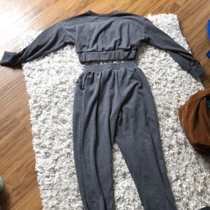 Cropped grey sweat suit